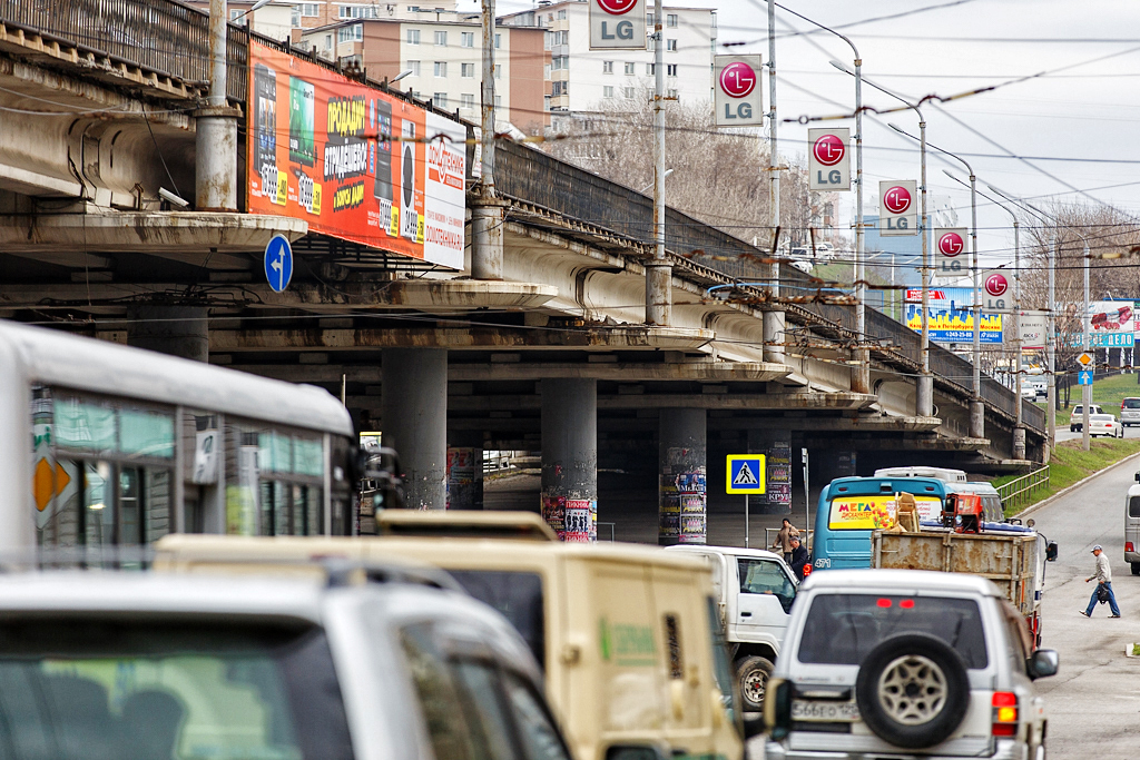 Вторая речка владивосток. Мост на второй речке во Владивостоке. Путепровод вторая речка Владивосток. Мост 2 речка Владивосток. Виадук на Семеновской Владивосток.