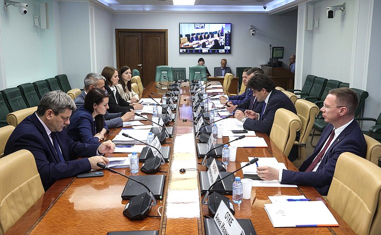 Совещание Комитета Совета Федерации по федеративному устройству, региональной политике, местному самоуправлению и делам Севера