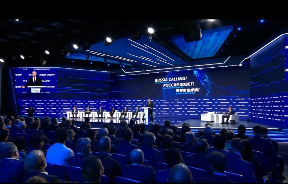 Переводчики МГЛУ на Инвестиционном форуме ВТБ «Россия зовет!»