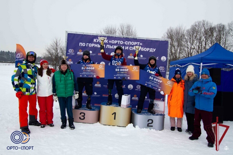 Сотрудник ОМОН «Кречет» стал победителем кубка «Орто-Спорт» по сноуборду
