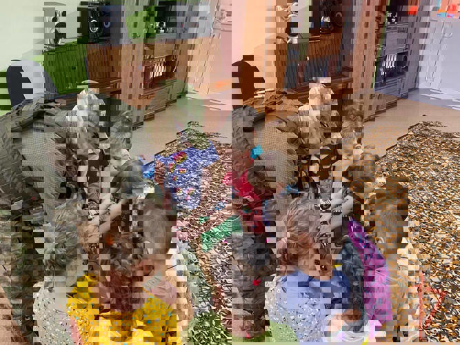 Зеленогорские военнослужащие провели встречи с воспитанника детских садиков