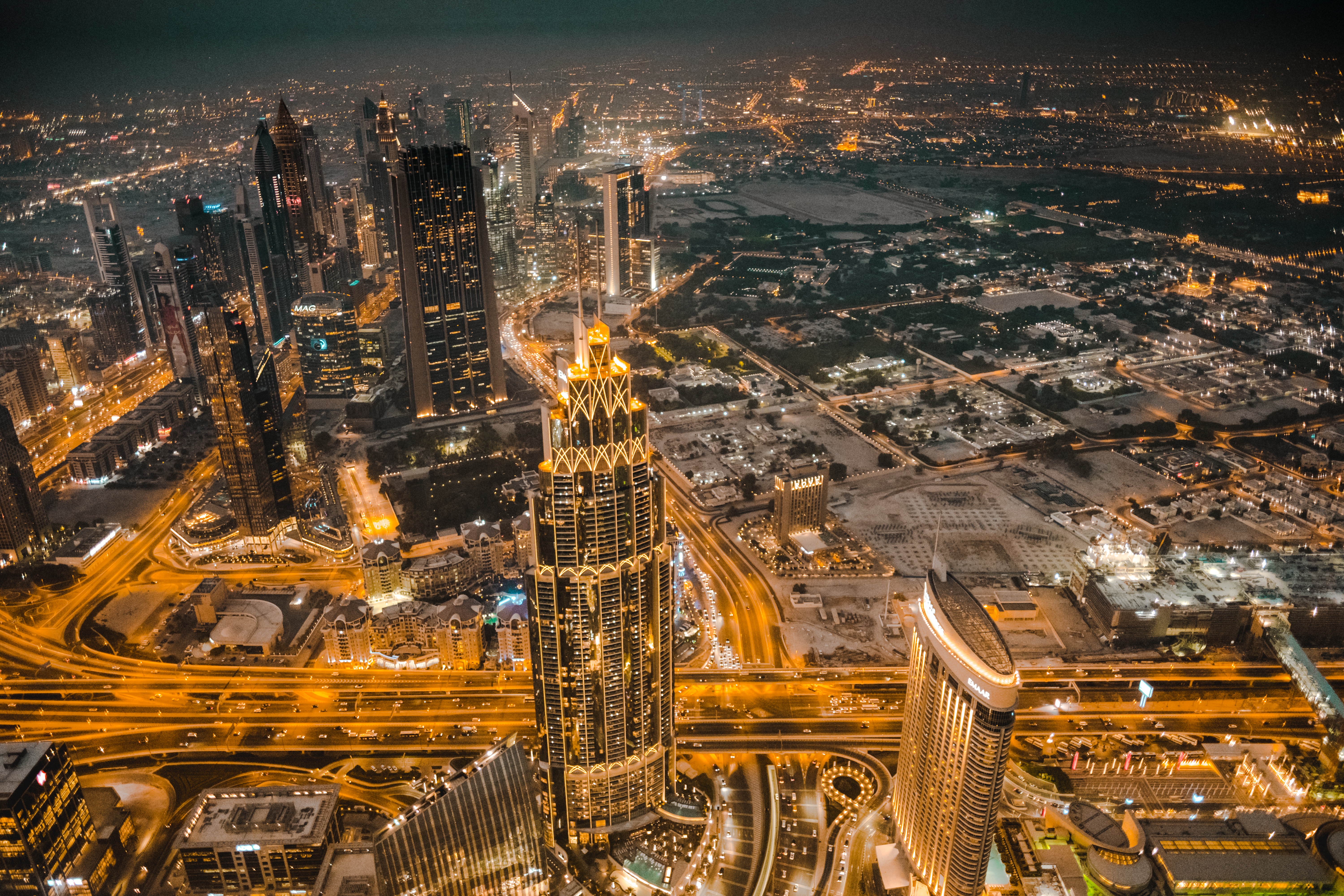 Бурдж халифа страна. Бурдж-Халифа Дубай. Небоскребы Дубая. Бурдж-Халифа Дубай фото. Верхушка Бурдж Халифа.