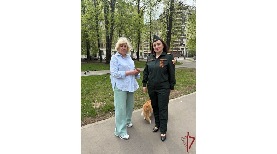 В Москве военнослужащие Главного центра информационных технологий приняли участие во Всероссийской патриотической акции «Георгиевская ленточка»
