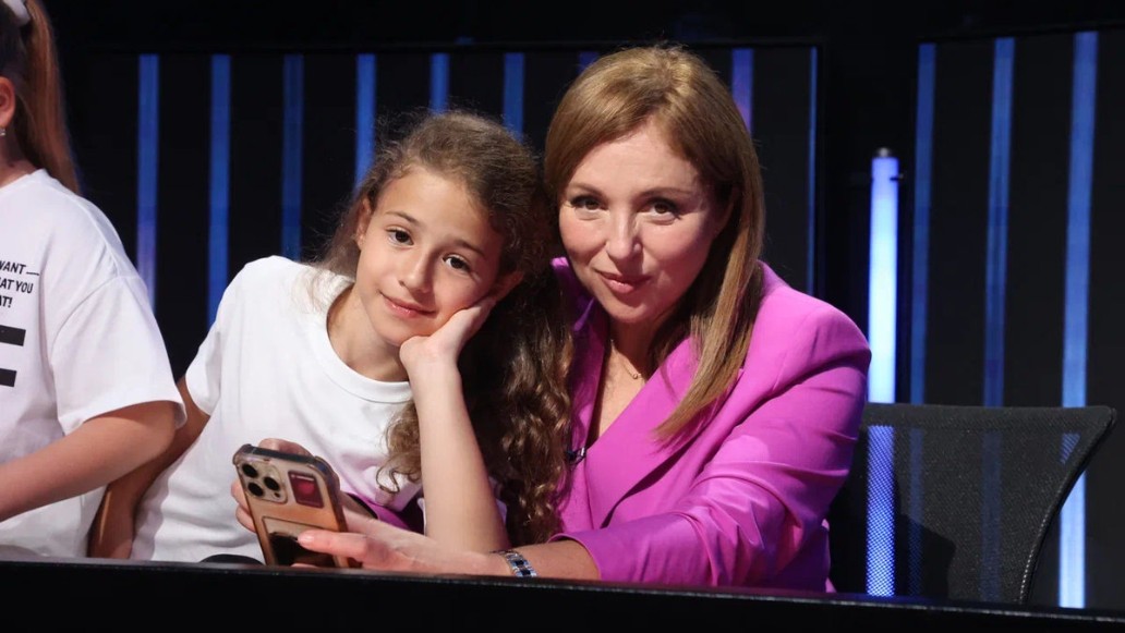 ДВЕ ЗВЕЗДЫ. СЕМЕЙНЫЙ ПОДРЯД, фото