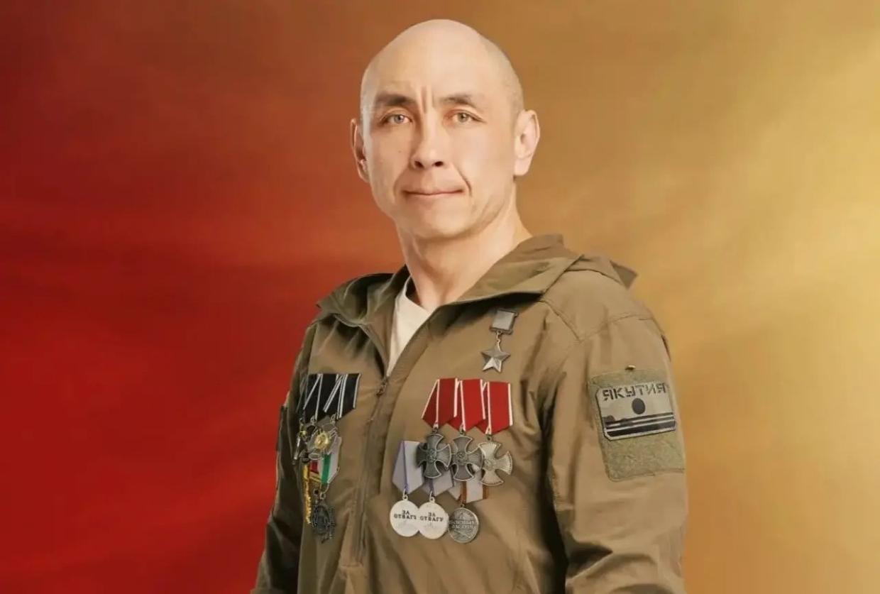 «Я знаю о войне от А до Я». История командира, прошедшего Сирию, Ливию, Центральную Африку и СВО