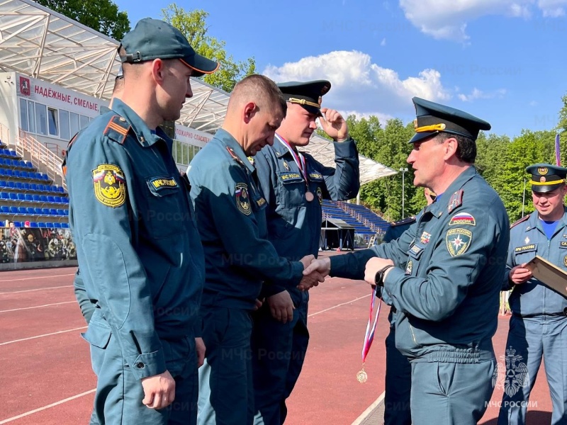 учебный полигон гку «пожарно-спасательный центр. денисов мчс москва. моэк. апаринки мчс. главное управление мчс россии москва.