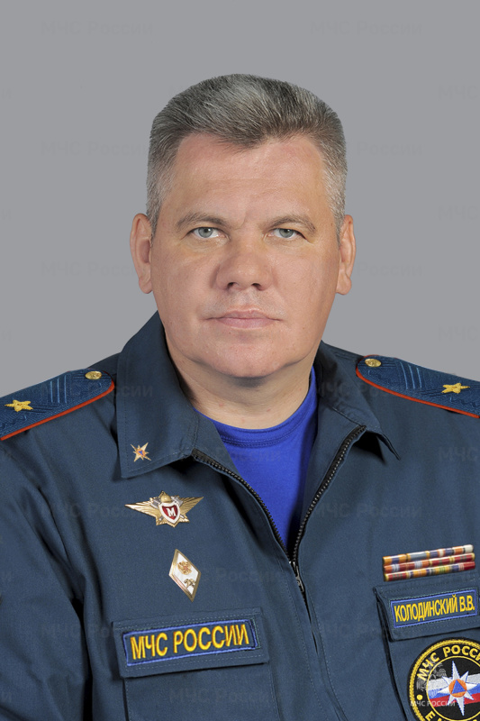 Поздравление начальника Главного управления МЧС России по Омской области Владислава Колодинского с 98-летием Государственного пожарного надзора