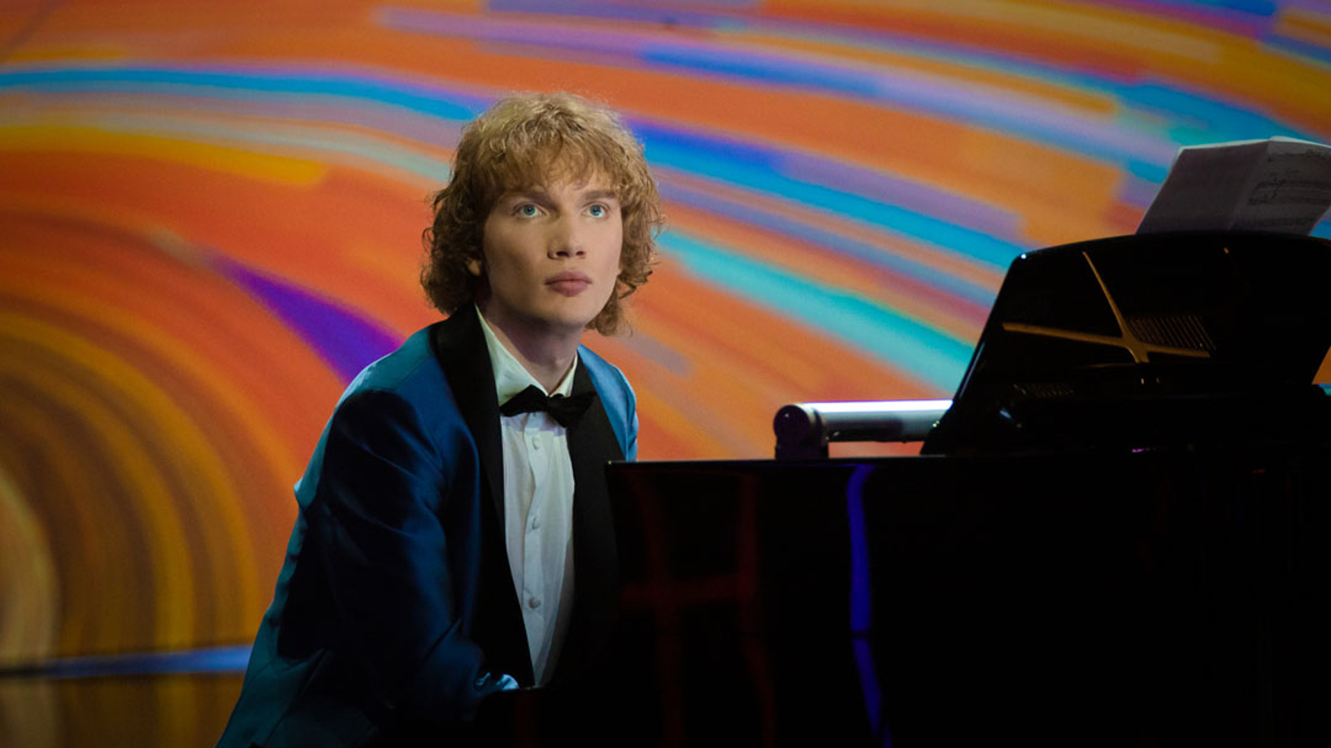 20 ноября синяя птица иллюзионист. Всероссийский конкурс юных талантов "синяя птица" новый сезон. Зрители синяя птица. Синяя птица. Синяя птица баянист всеволод.