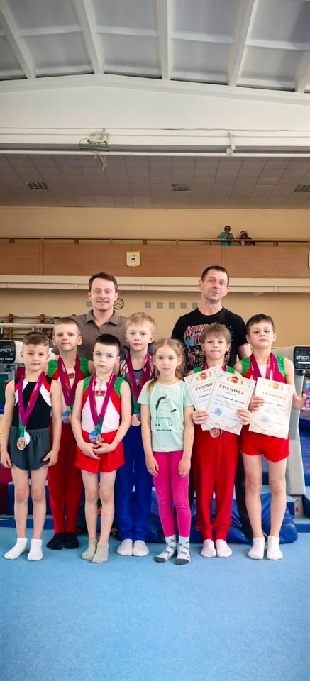 Команда из Бобруйска завоевала бронзу на чемпионате Беларуси по спортивной гимнастике «Юный чемпион» в Гродно