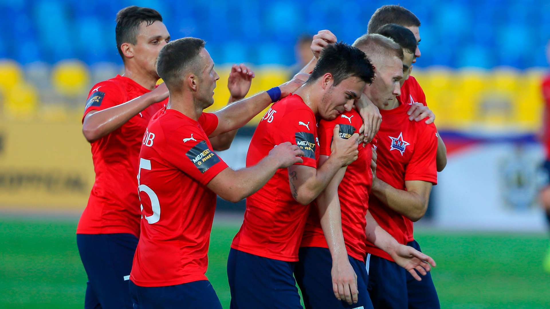 Мартусевич цска. Фк молодежь. Эмблема фк ска энергия хабаровск. Фк молодежь. Урал фк ска хабаровск.