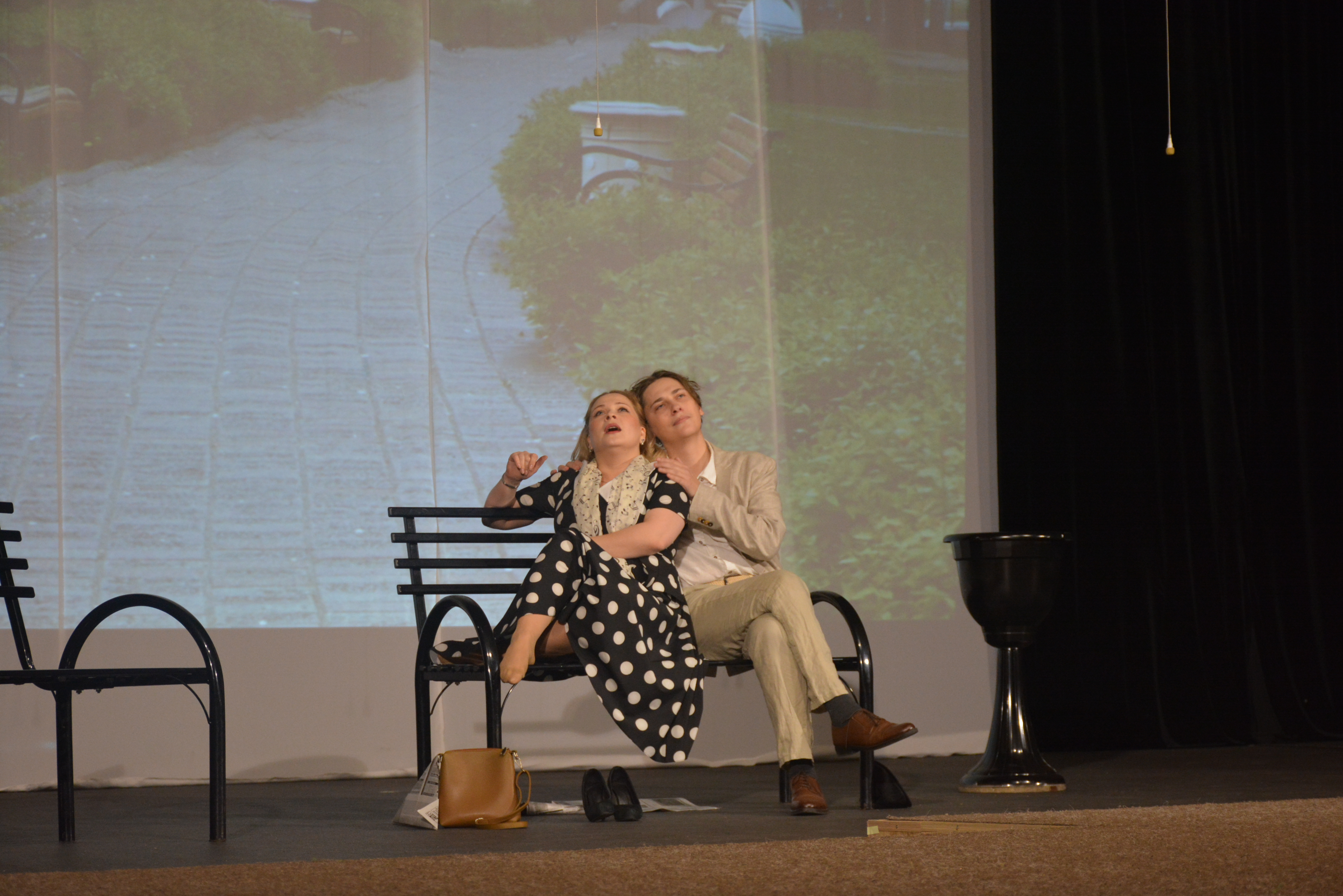 В ГЦИ прошла премьера спектакля «Скамейка»