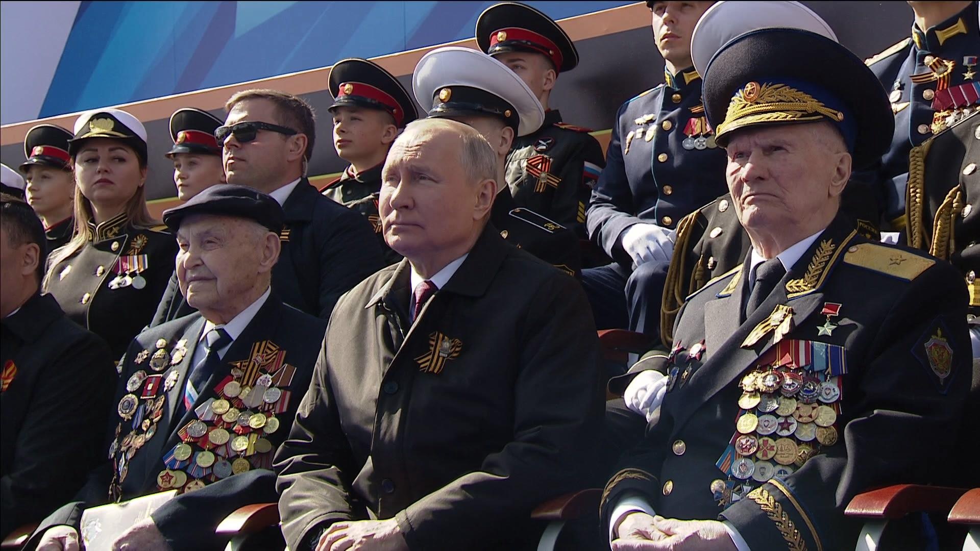 парад победы 50 лет в москве