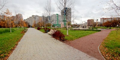 Купчинский сквер, развилка