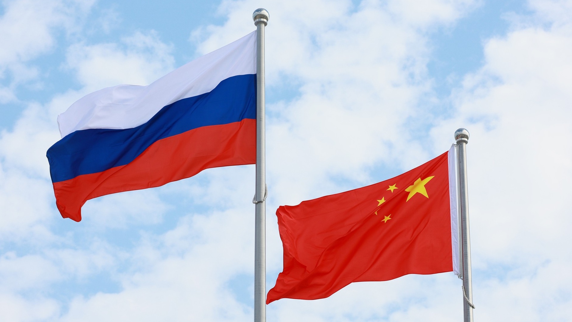 Минобороны Китая выразило готовность обеспечивать безопасность совместно с РФ