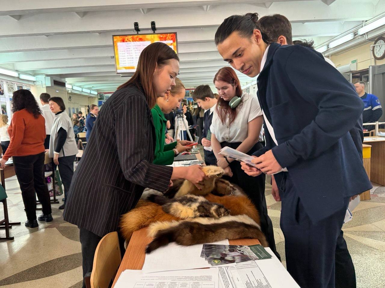 Иркутский ГАУ активно реализует программы профориентационной работы фото