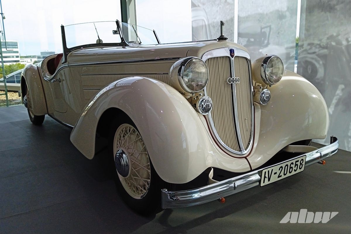 Дом «четырех колец». Экскурсия по музею Audi в Ингольштадте: часть первая