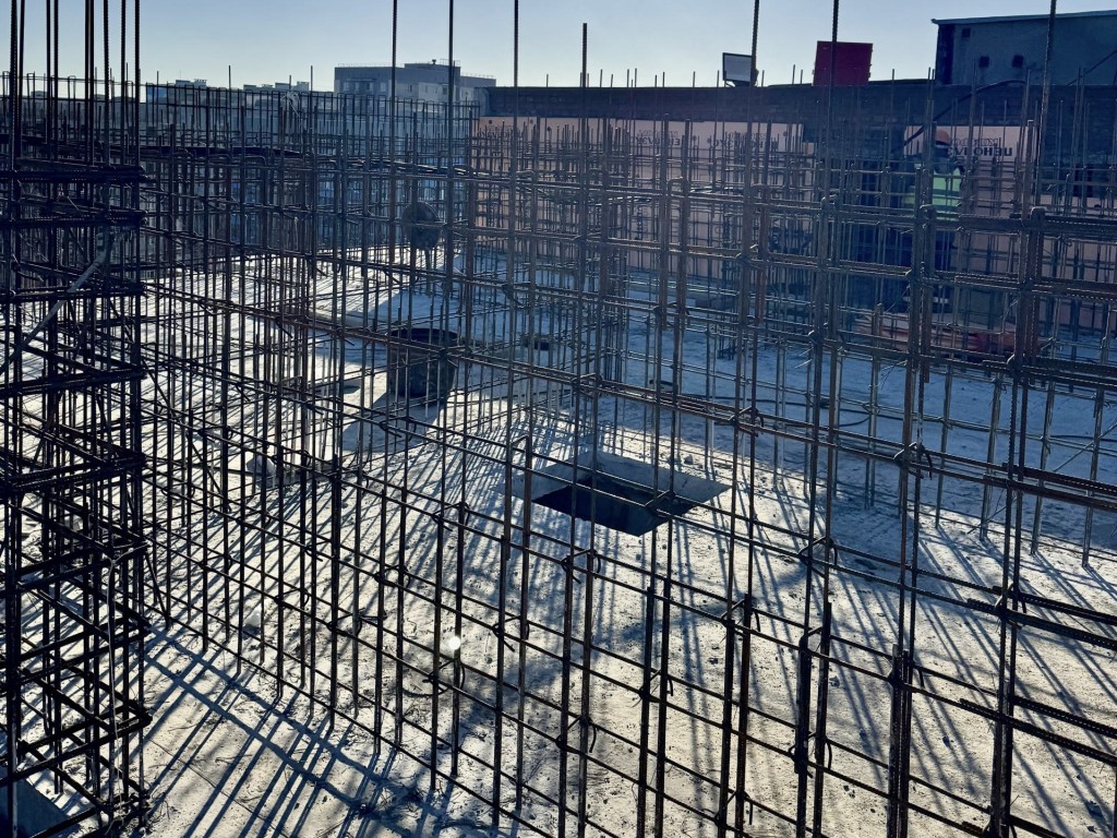 Технадзор Московской области контролирует восстановление девятиэтажки в Мариуполе