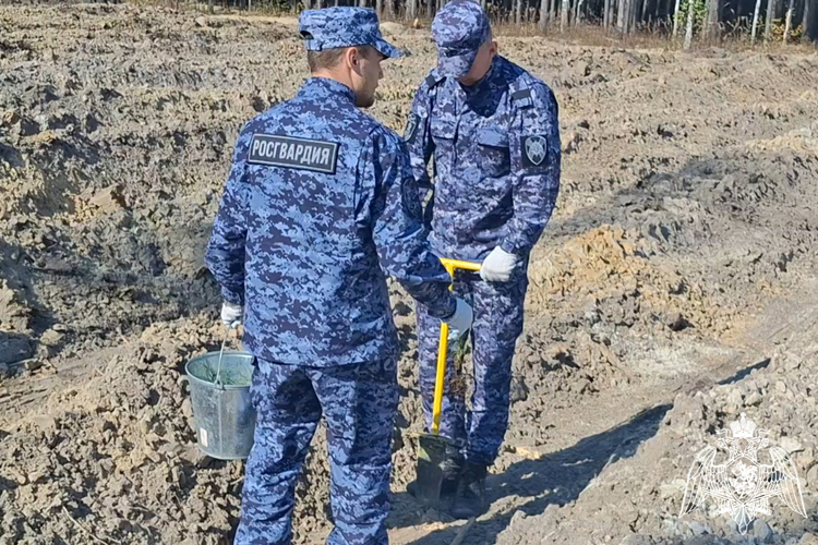  Руководство и личный состав Управления Росгвардии по Тюменской области поддержали патриотическую акцию «Сад памяти»