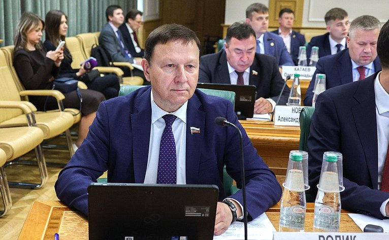 Александр Ролик