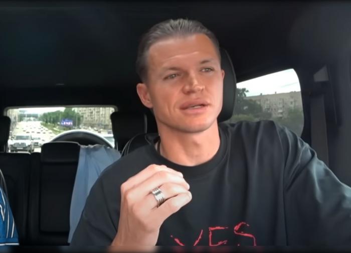 Тарасов заявил, что настоящий мужчина должен уделять жене 20 минут в день