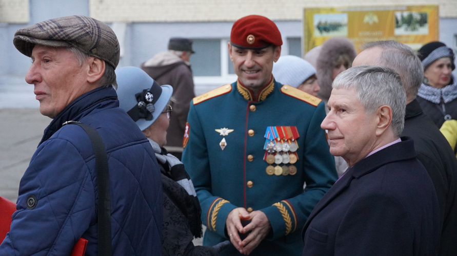 В Саратове состоялись торжественные мероприятия, посвященные дню ветеранов войск правопорядка