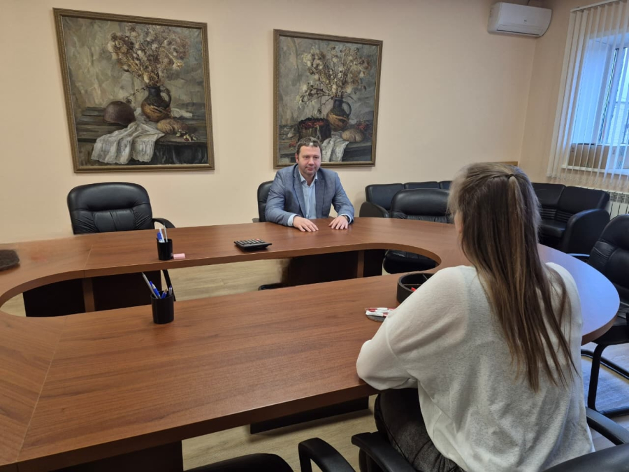 Служба по контракту