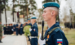 В Бурятии открыли мемориальный комплекс в память о десантниках, погибших при исполнении воинского долга