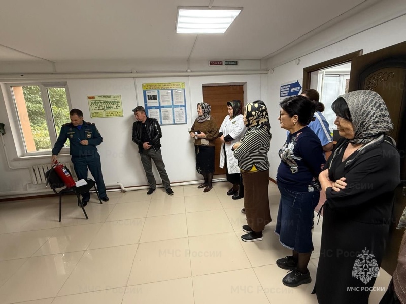 Повышаем уровень знаний о пожарной безопасности работников ЦРБ Ногайского района