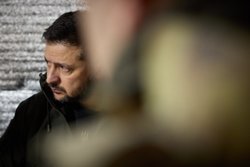 Зеленскому пообещали не поднимать на саммите вопрос о территориях Украины 