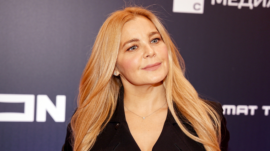 Пегова встретилась с Фрейндлих в Санкт-Петербурге — фото