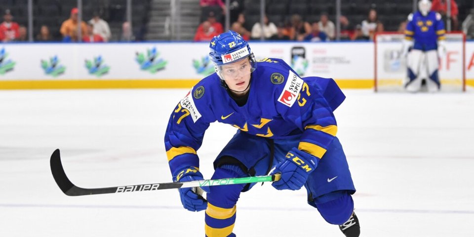 Сборная Швеции с победы над Швейцарией стартовала на заключительном этапе Евротура