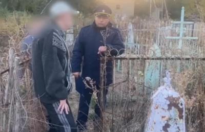 Мать и сына из Балаково обвиняют в убийстве ребенка и истязании трех приемных детей