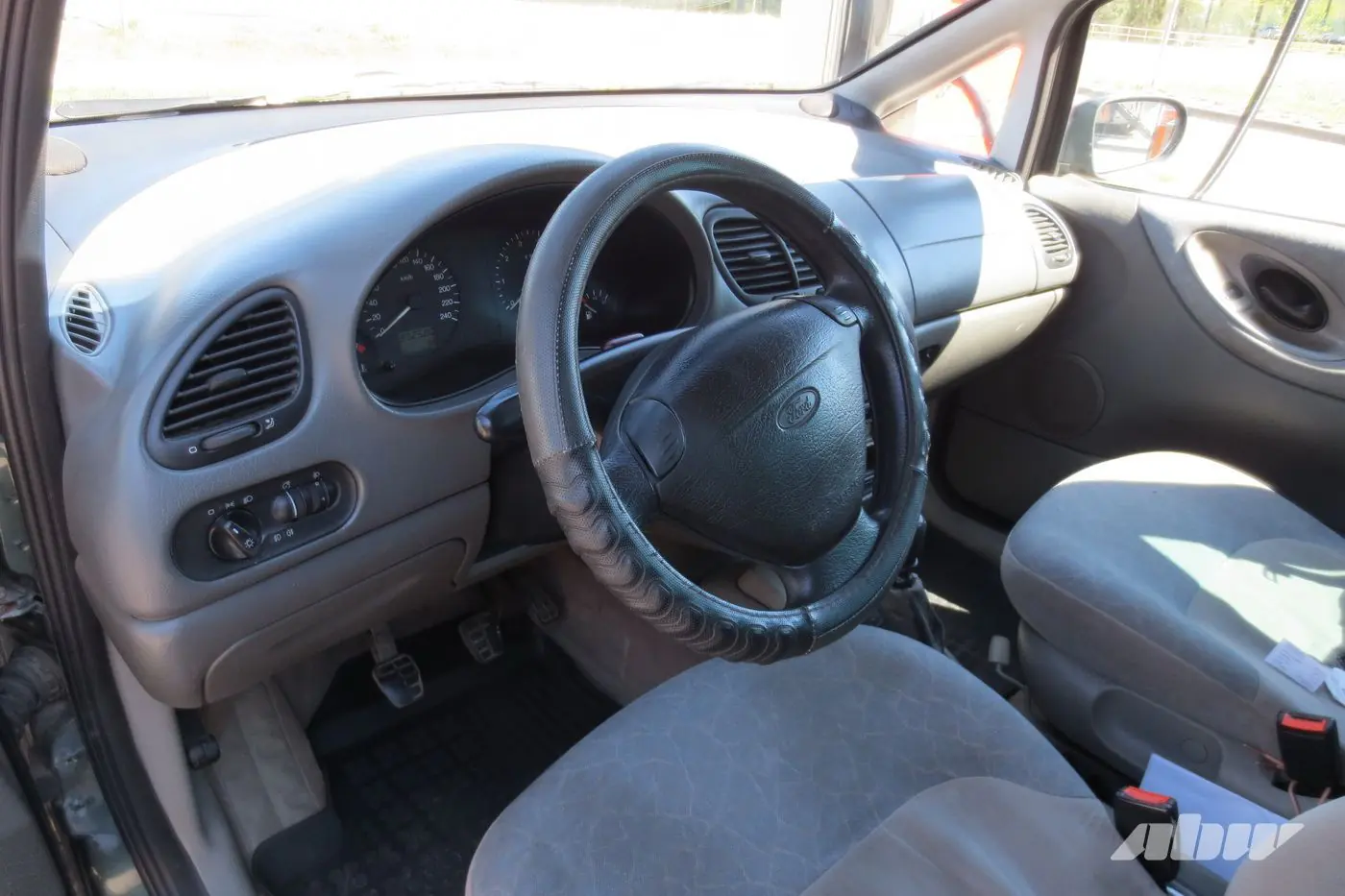 Ford_Galaxy_руль