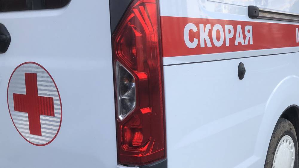 Под Дубровкой Брянской области водитель «Газели» устроил ДТП с самосвалом