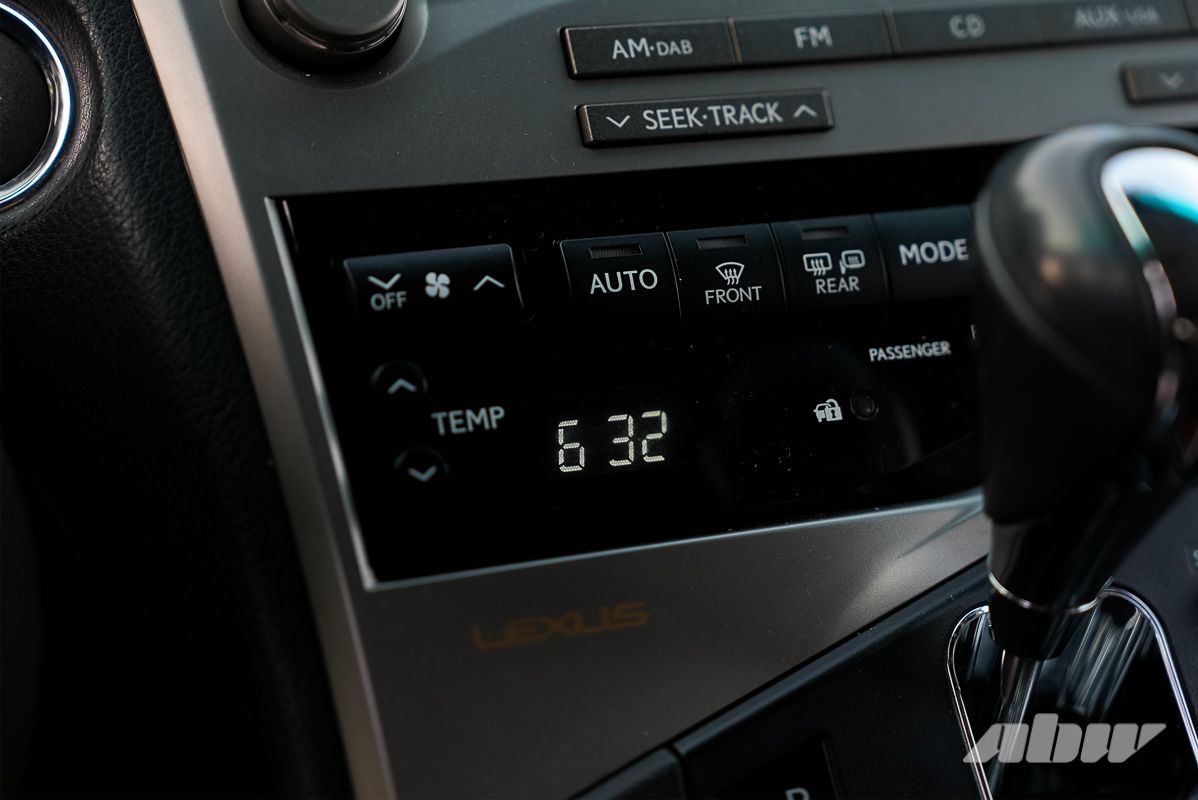 Когда премиум не спасает от коррозии: мнение владелицы Lexus RX 450h