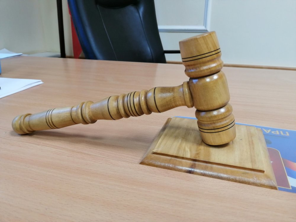 суд взыскал моральный ущерб с медучреждений