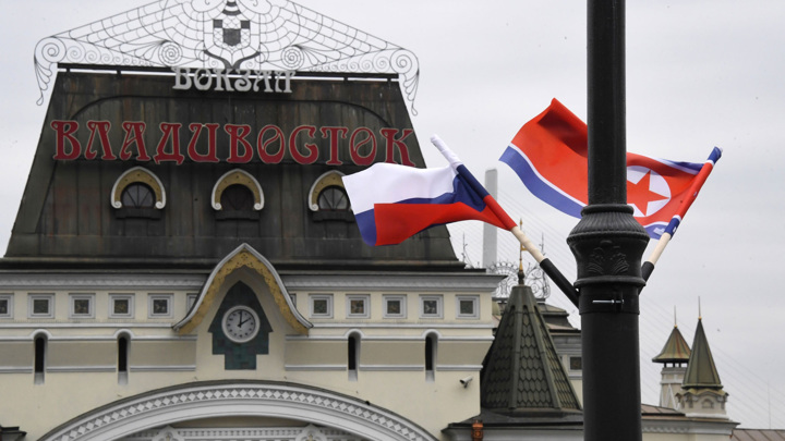 РФ и КНДР возобновили железнодорожное сообщение после двухлетнего ...