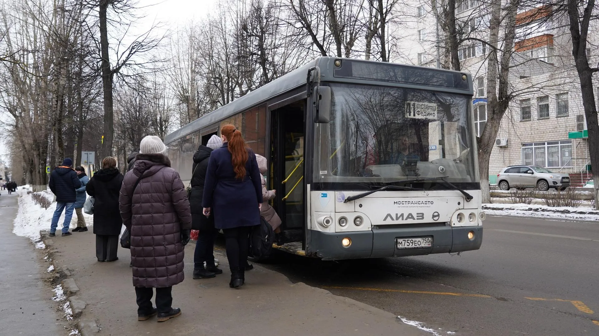 Автобус 384 москва расписание маршрута. Пригородный автобус. Движение автобусов. Как будет ходить общественный транспорт. В субботу есть автобус