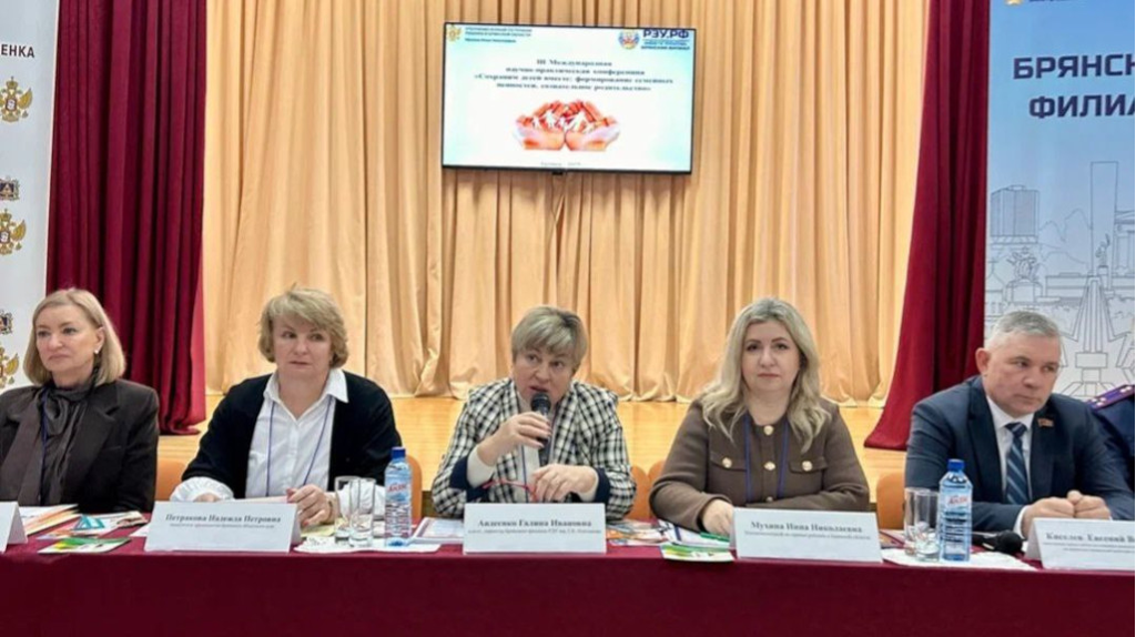 В судах 17 жителей Брянской области вернули себе право быть родителем