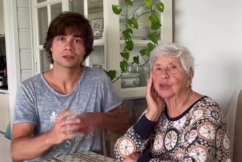 Певец Александр Рыбак с бабушкой