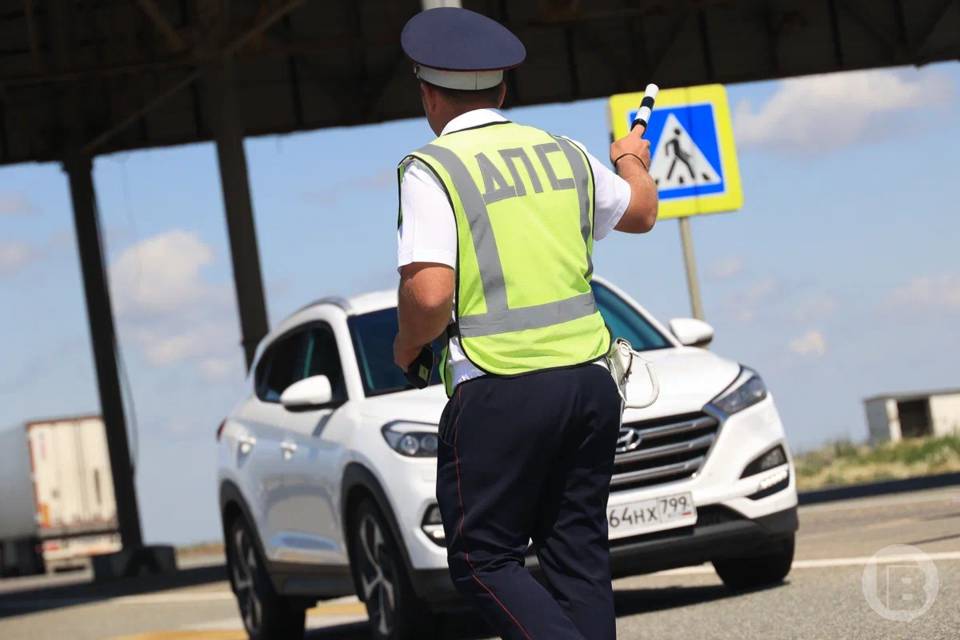 В Волгограде за пятницу сбили пешеходов сразу в четырех районах
