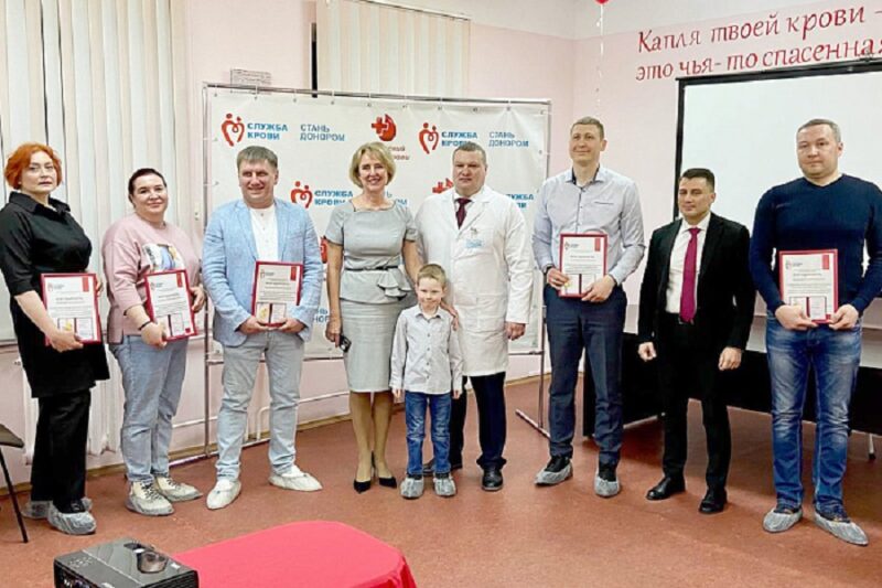 В Кировской области главврачи сдали кровь для пациентов