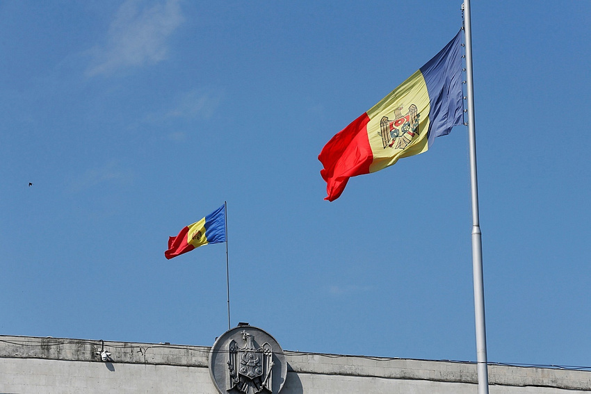 В Молдове хотят снова продлить режим ЧП