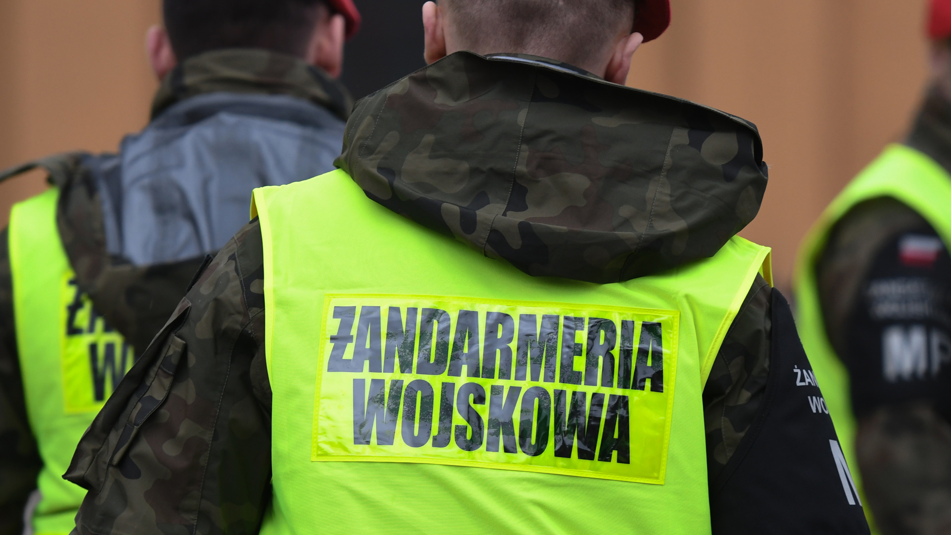 В Польше двое мирных граждан пострадали при взрыве на военном полигоне