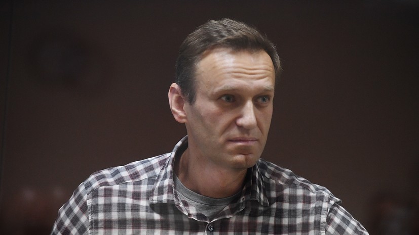 Прокуратура: у Навального нет доступа в интернет, его соцсети ведут другие лица