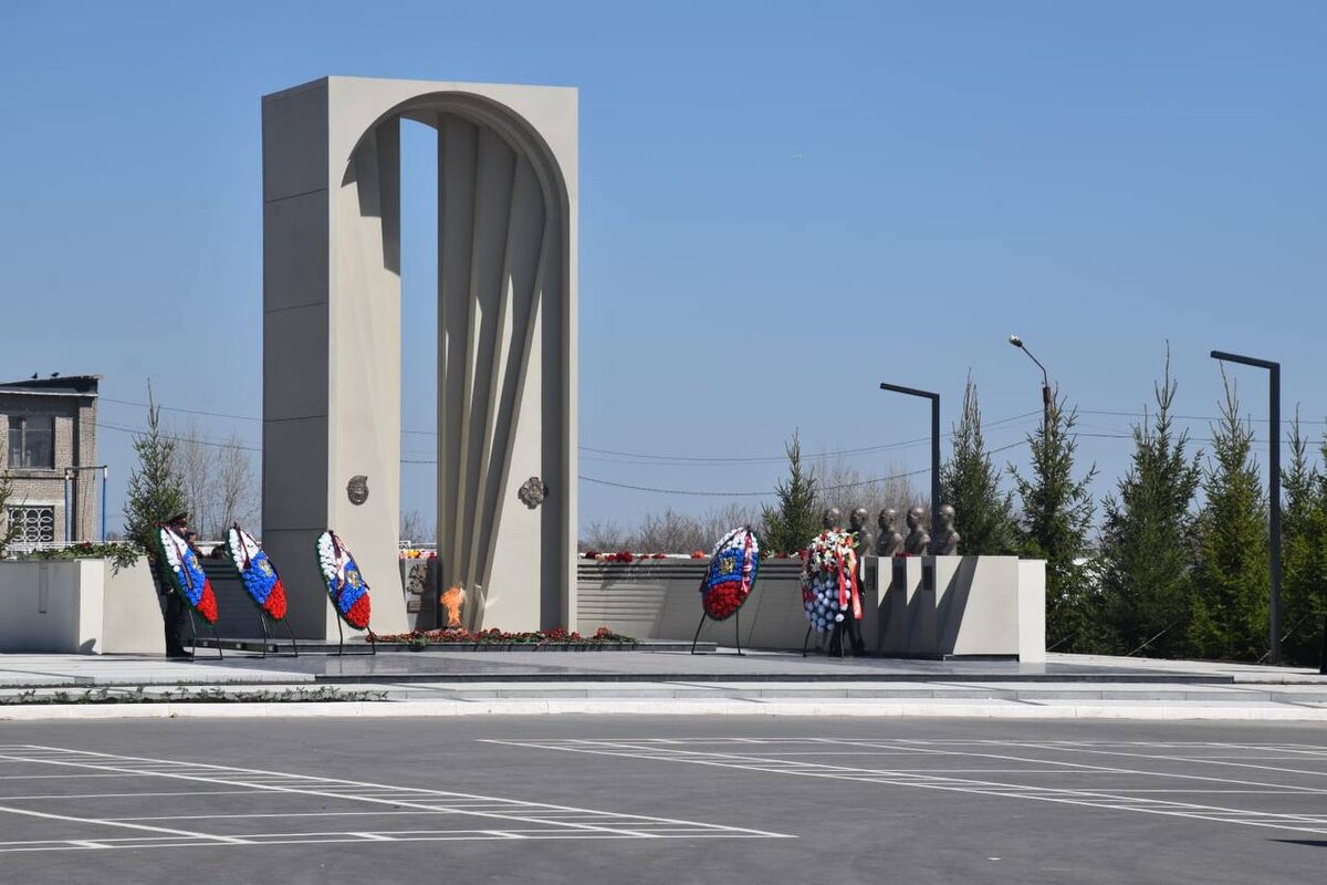 Под Новосибирском открыли мемориал павшим на СВО спецназовцам, фото 1