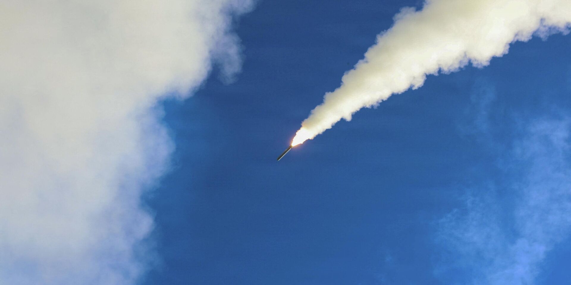 Запуск крылатой ракеты Томагавк по наземной цели в рамках операции США в Иране Эпическая ярость - ИноСМИ, 1920, 12.05.2026