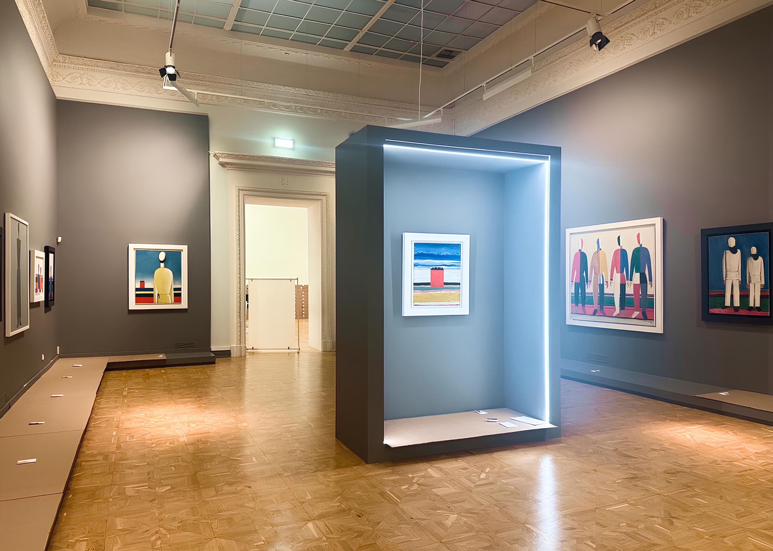 Краска Swiss Lake стала частью экспозиции Государственного Русского музея