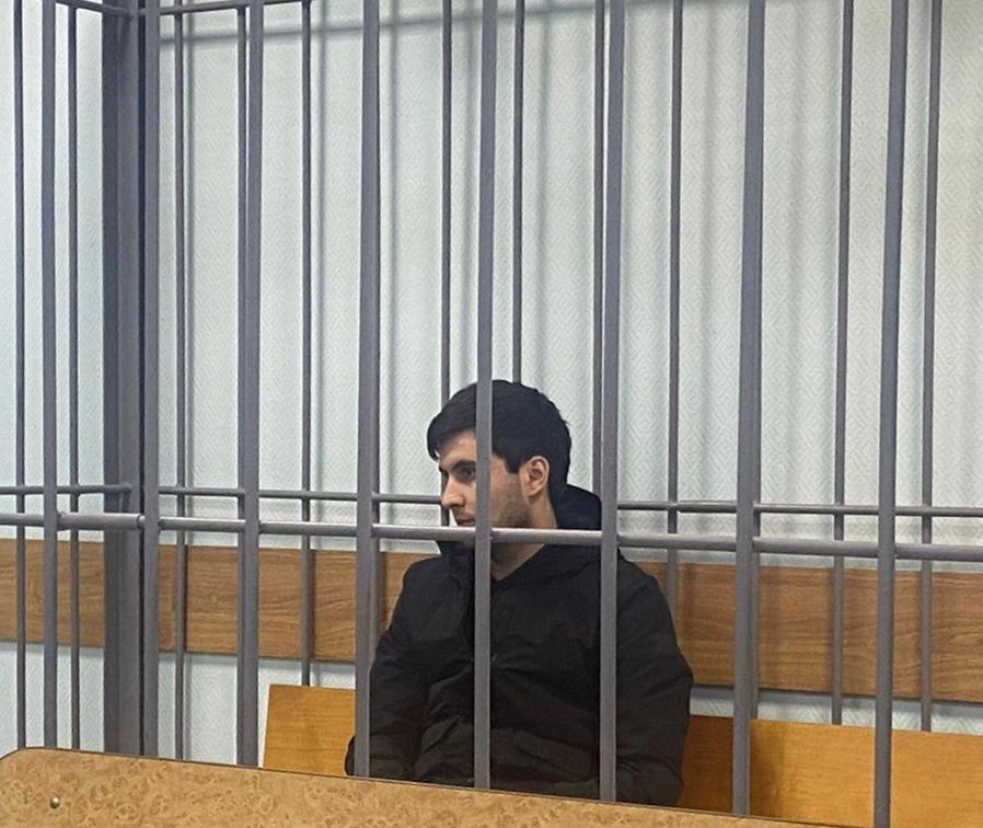 144 ук. Заключенные. Мужчина. Осужденные зеки. Обвинение