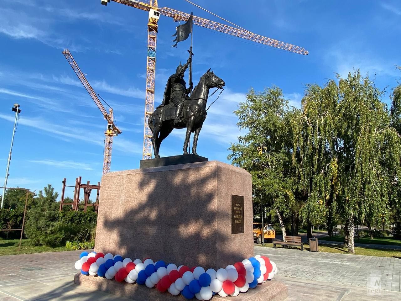 Памятники Александра Невского в Петрозаводске